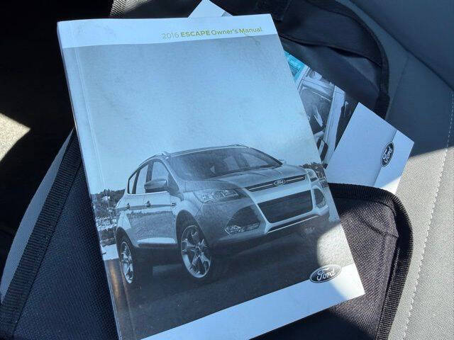 2016 Ford Escape SE