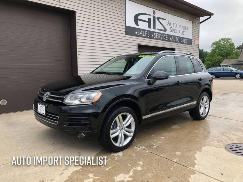2011 Volkswagen Touareg for sale at Auto Import Specialist LLC in South Bend IN