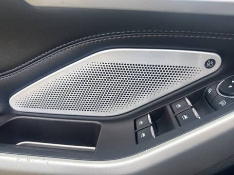 2023 Ford Explorer Hybrid Limited