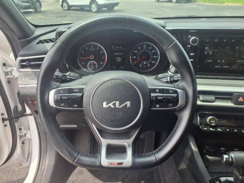 2022 Kia K5