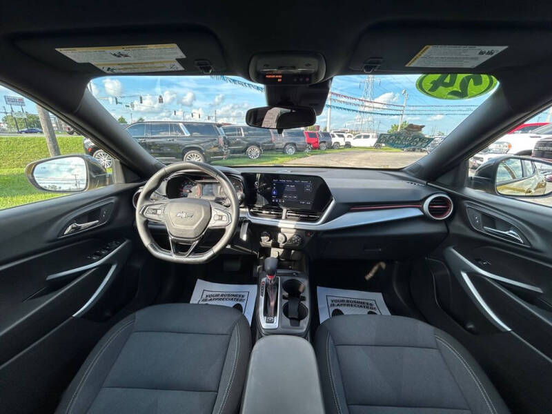 2024 Chevrolet Trax RS