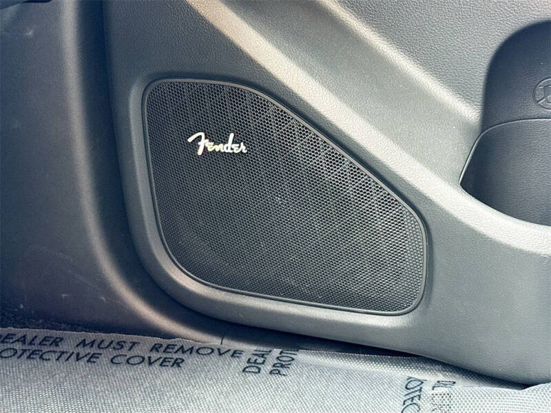 2024 Nissan Frontier SL