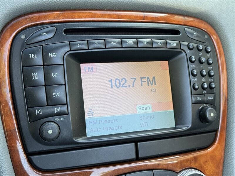 2003 Mercedes-Benz SL-Class 46