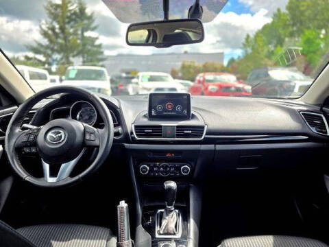 2016 Mazda MAZDA3 i Grand Touring