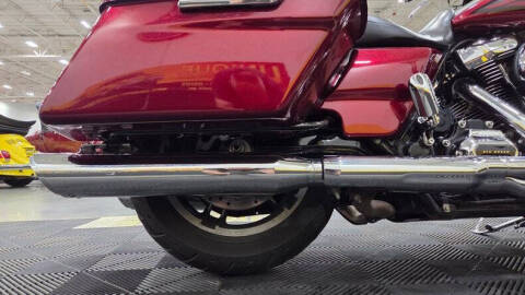 2017 Harley-Davidson FLH