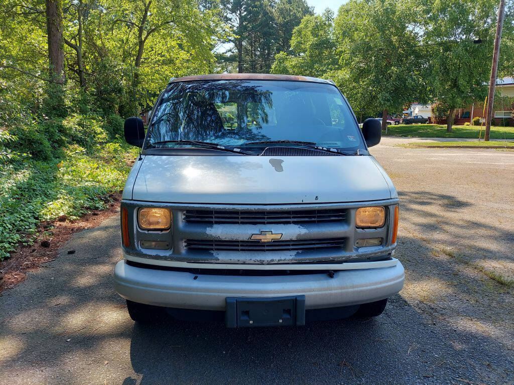 2000 Chevrolet Express for sale at 757 Auto Brokers in Norfolk, VA