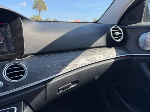 2017 Mercedes-Benz E-Class E 300 4MATIC