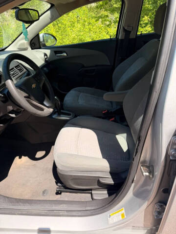 2014 Chevrolet Sonic LS Auto