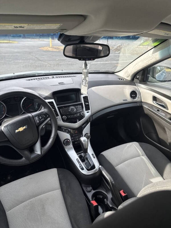 2011 Chevrolet Cruze LS