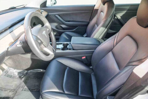 2020 Tesla Model 3 Standard Range Plus