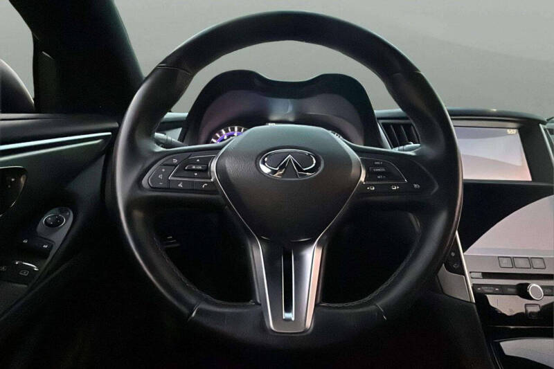 2017 Infiniti Q60 2.0T