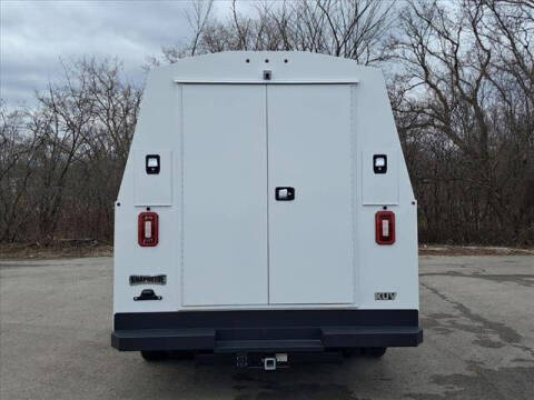 2025 Ford E-Series