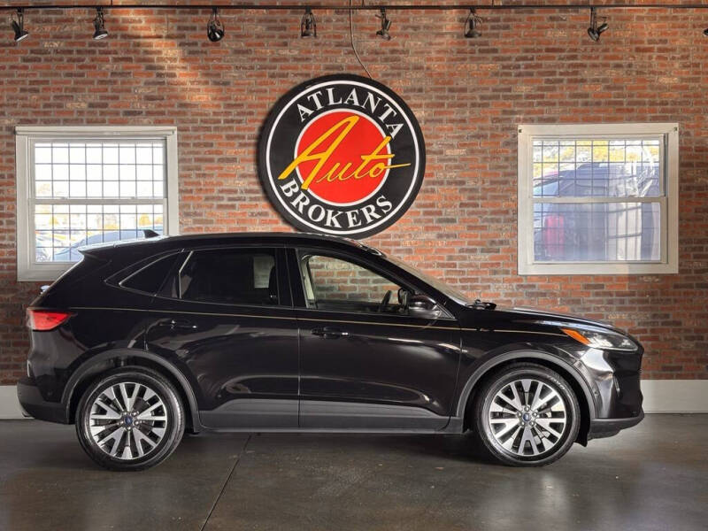 2020 Ford Escape Hybrid Titanium