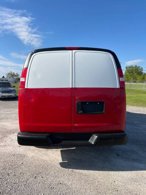 2017 Chevrolet Express 2500