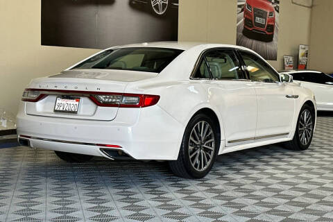 2017 Lincoln Continental Select