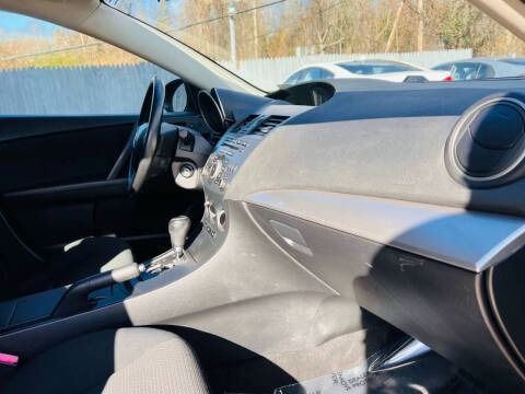 2012 Mazda MAZDA3 i Touring