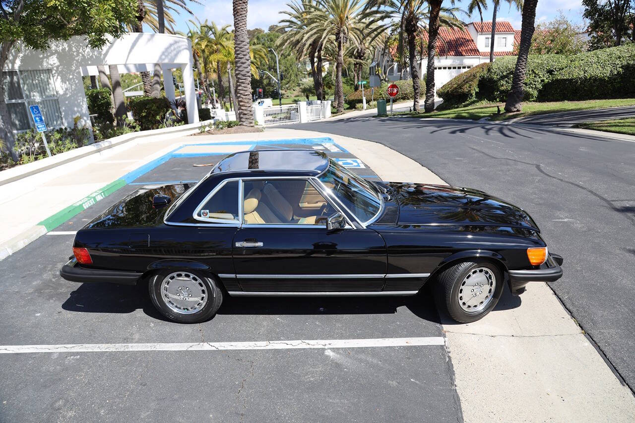 1987 Mercedes-Benz 560-Class for sale at DE AUTOS INC in San Juan Capistrano, CA