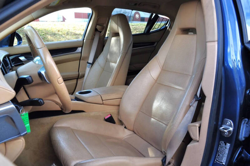 2012 Porsche Panamera