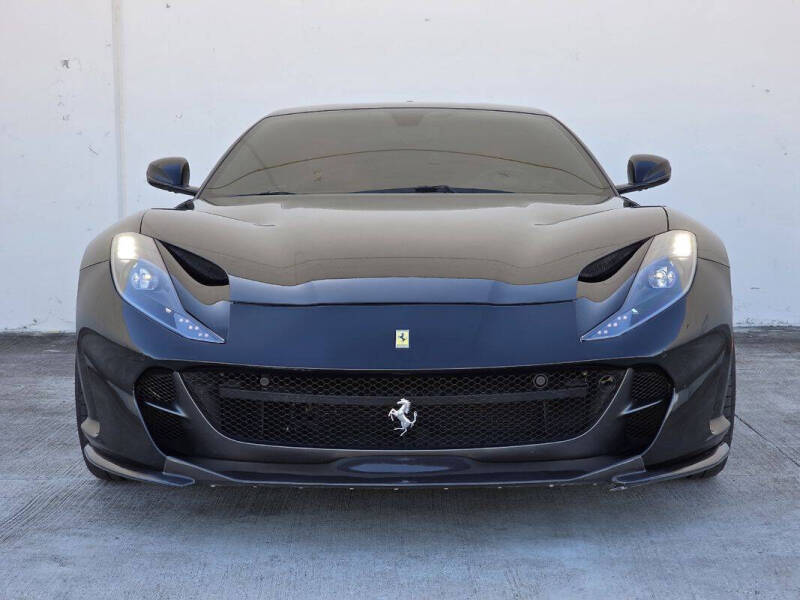 2019 Ferrari 812 Superfast