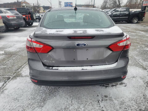 2013 Ford Focus S