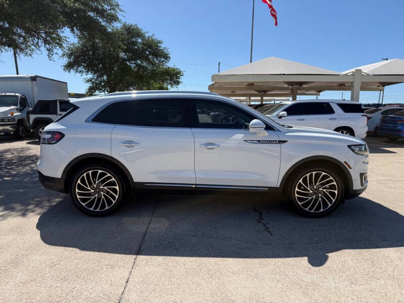 2020 Lincoln Nautilus Reserve