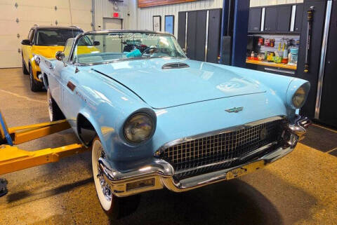 1957 Ford Thunderbird