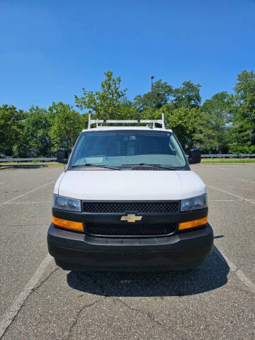 2021 Chevrolet Express 2500
