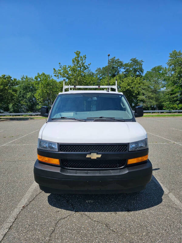 2021 Chevrolet Express 2500