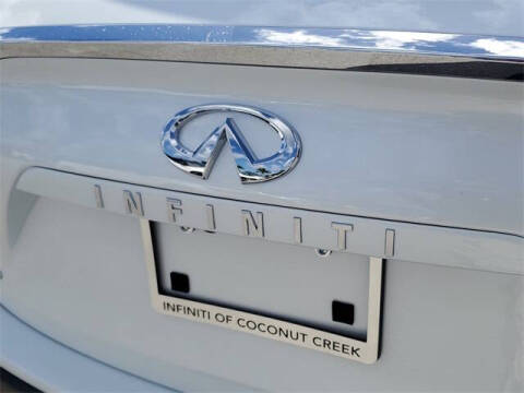 2025 Infiniti QX50 Luxe