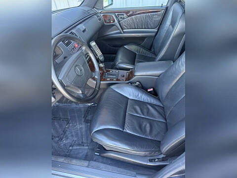 1996 Mercedes-Benz E-Class E 320