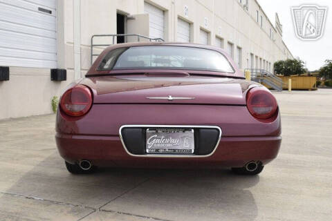 2004 Ford Thunderbird Deluxe
