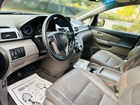 2011 Honda Odyssey EX-L w/DVD