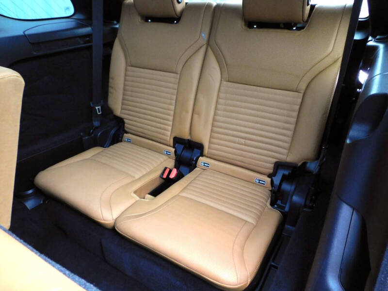 2017 Land Rover Discovery HSE Luxury