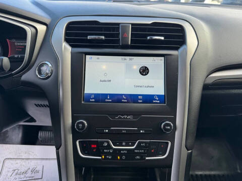 2020 Ford Fusion SEL