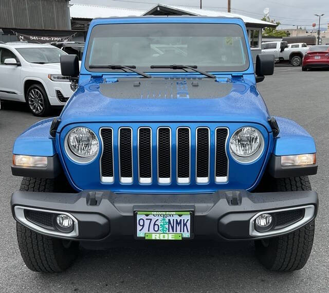 Used 2022 Jeep Wrangler Unlimited Sahara with VIN 1C4HJXEM0NW253120 for sale in Grants Pass, OR