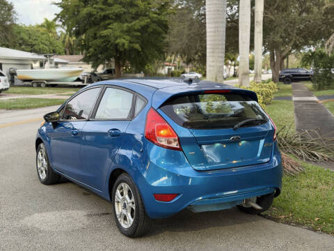2015 Ford Fiesta SE
