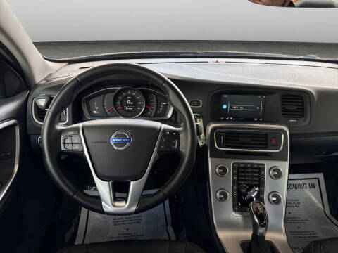 2017 Volvo S60 T5 Dynamic