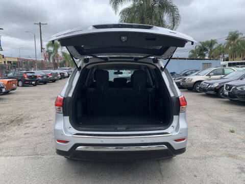 2015 Nissan Pathfinder SV
