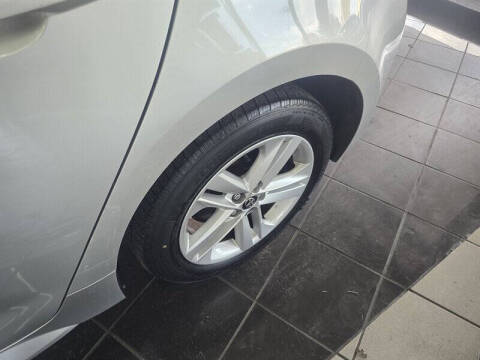 2020 Toyota Corolla Hatchback SE