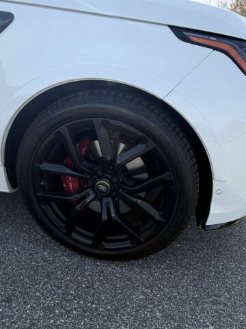 2021 Land Rover Range Rover Sport SVR