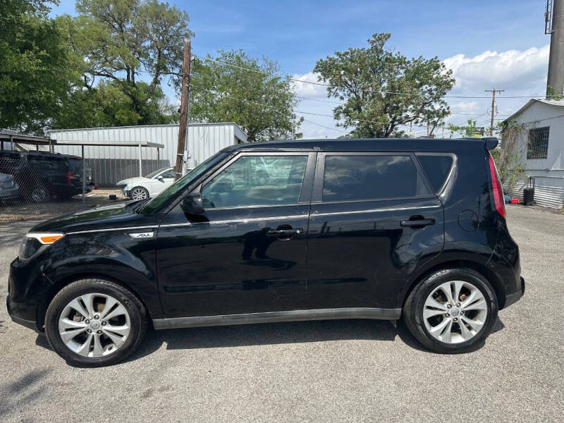 2016 Kia Soul +