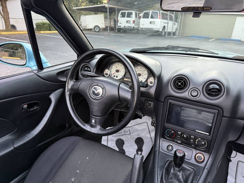 2001 Mazda MX-5 Miata
