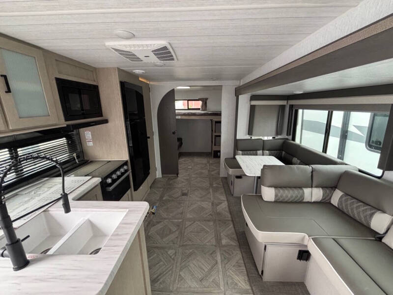 2024 Forest River SALEM 29VBUDX