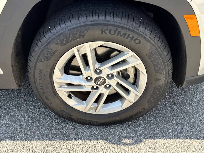 2025 Hyundai Tucson SE