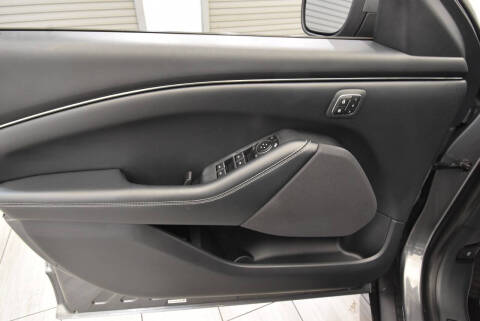 2021 Ford Mustang Mach-E Select