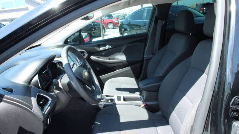 2017 Chevrolet Cruze LS Auto