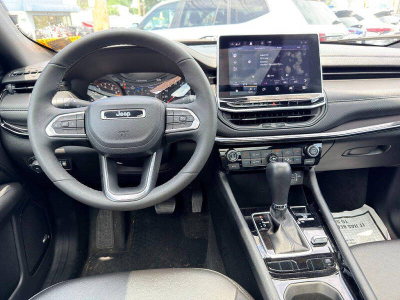 2023 Jeep Compass Altitude