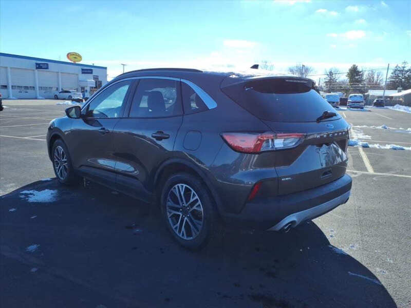 2020 Ford Escape SEL