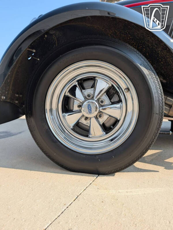 1933 Willys Coupe