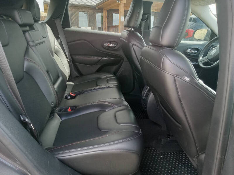 2019 Jeep Cherokee Trailhawk